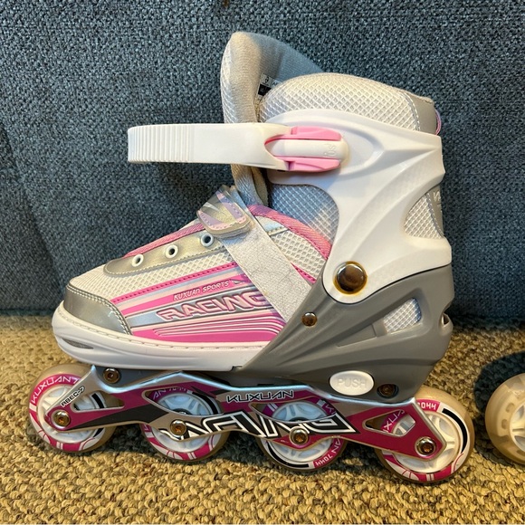 Kuxuan Adjustable Inline Skates with Illuminating  Wheels, Kids Girls (3-6Y) - Picture 6 of 8